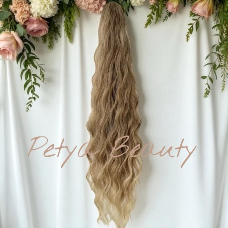 Опашка с шнола в цвят тъмно русо - на вълни - 80см.