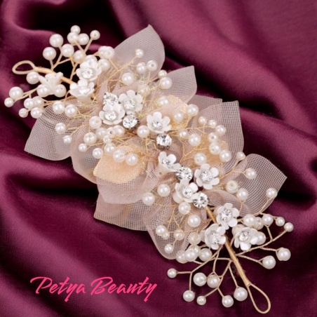 Булченски аксесоар за коса - Бежови цветя с перли