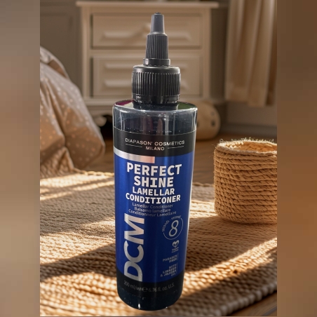 Ламиниращ балсам за блясък на косата само за 8 секунди DCM Shine Lamellar Conditioner 200ml