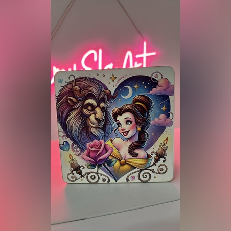 Лукс дървена касичка с цветен UV печат Красавицата и звяра сърце