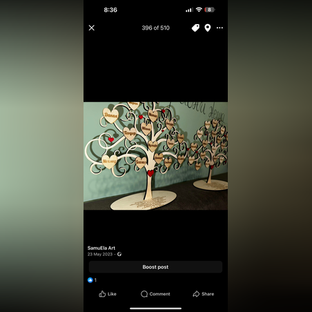 Гравиранодърво със сърцаи имена