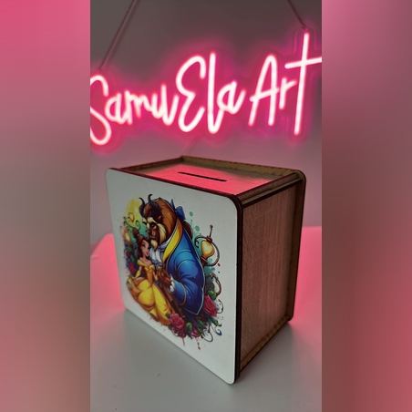 Лукс дървена касичка с цветен UV печат Красавицата и звяра