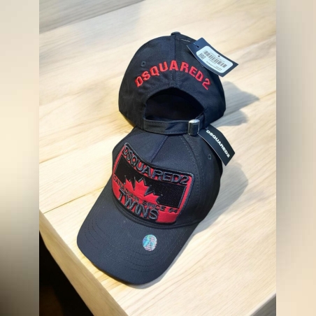 Шапка DSQ