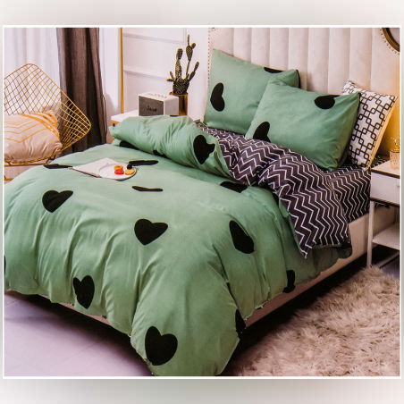 Двулицев спален комплект от 4 части без ластик - Зелени сърца
