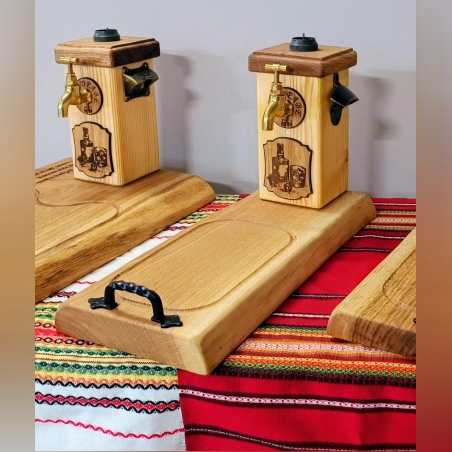 Дъска за мезета с чешма и диспенсър за алкохол - компактен модел