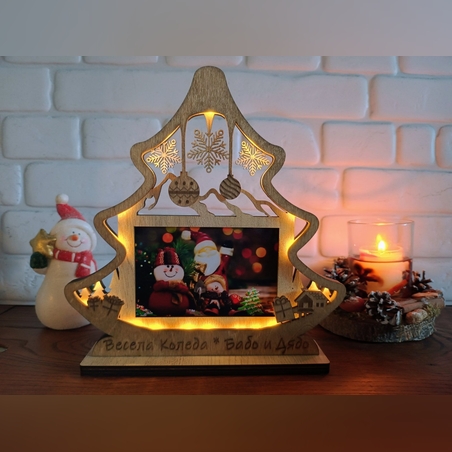 Коледна Светеща 3D рамка за снимка - Елхичка