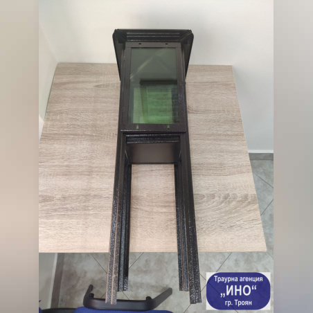 Метален надгробен фенер - черен висок