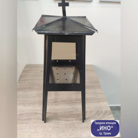 Метален надгробен фенер за палене - черен