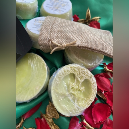 Сапун с луфа, козе мляко и масло от шипка