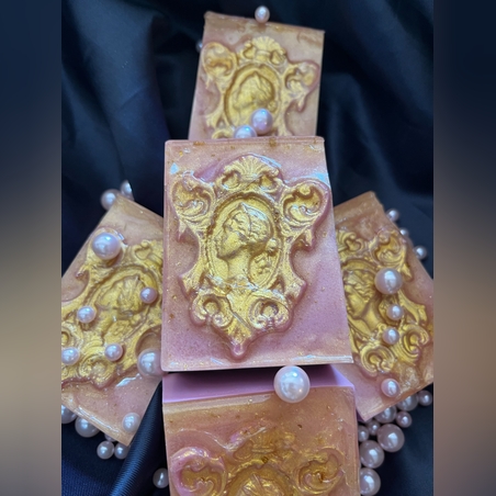 натурален домашен сапун кралски божур