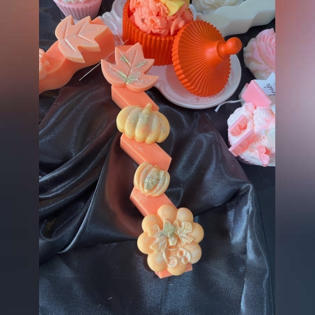 Есенна колекция свещи с аромат на печена тиква