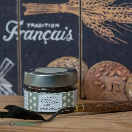 Плътна кафява вакса Дървесен парфюм 125 мл