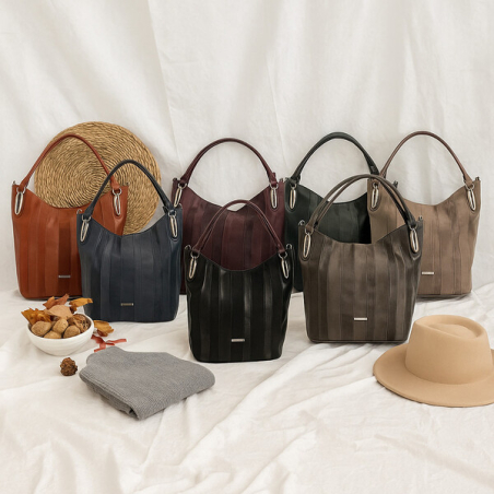 Дамска чанта с голямо отделение и елегантен дизайн за всеки ден