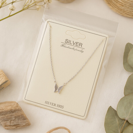 Елегантно сребърно колие с висулка – универсален аксесоар за всякакви поводи