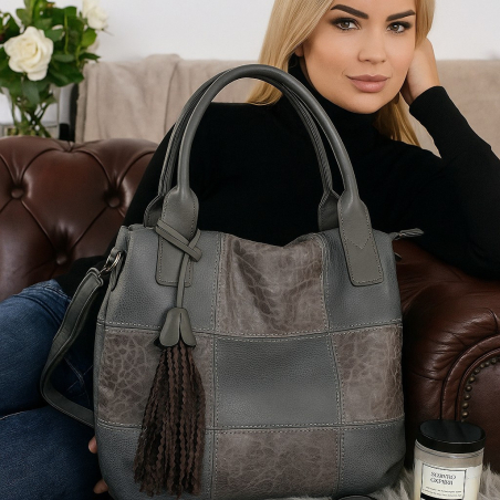 Ежедневна дамска чанта тип торба, носене през рамо за удобство и стил