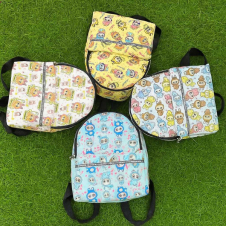 Детска раничка с весели герои – жълт, син, светло-син или бял, удобна и лека за носене