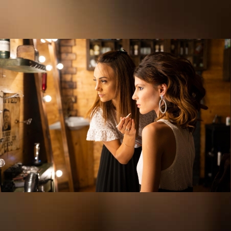 Professional Makeup Artist Course with Diana Konova