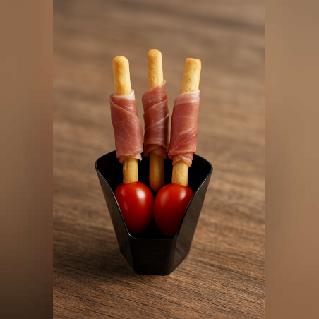 ТРИО ГРИЗИНИ С ПРОШУТО И ЧЕРИ ДОМАТИ В ЧАШКА-20 БР.