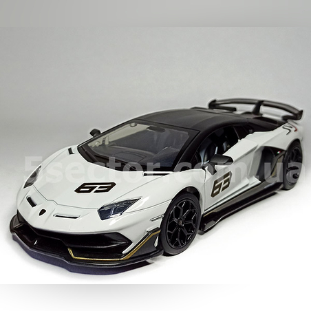 Метална кола с отварящи се врати светлини и звуци Lamborghini Aventador SVJ 63 1:24