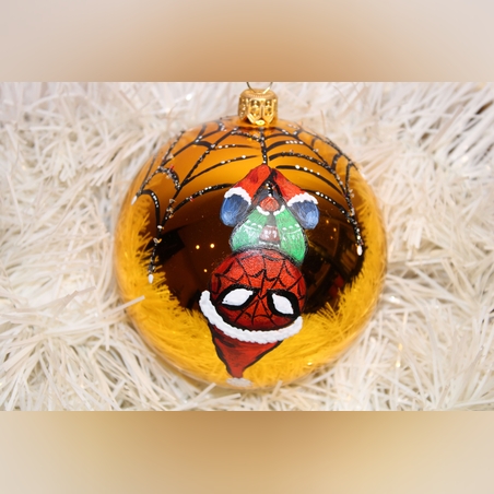 Стъклена коледна играчка - Spiderman