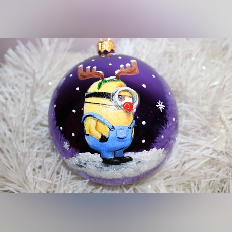 Стъклена коледна играчка - Миньон