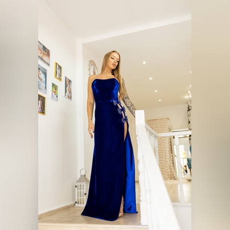 Рокля „Роял“