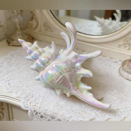 Shell Hair Claw Clip