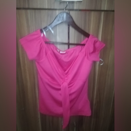 Tricou sau top elegant coral