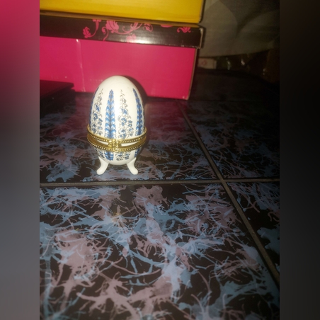 Cutiuțe pt bijuterii tip ou faberger