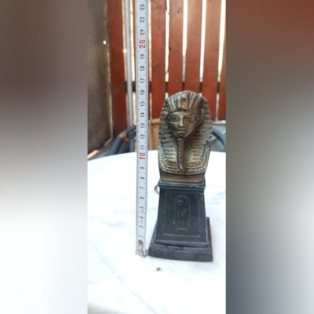 Statueta din bronz Tuthankamon
