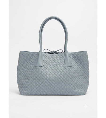 MAXI TOTE IN LIGHT BLUE