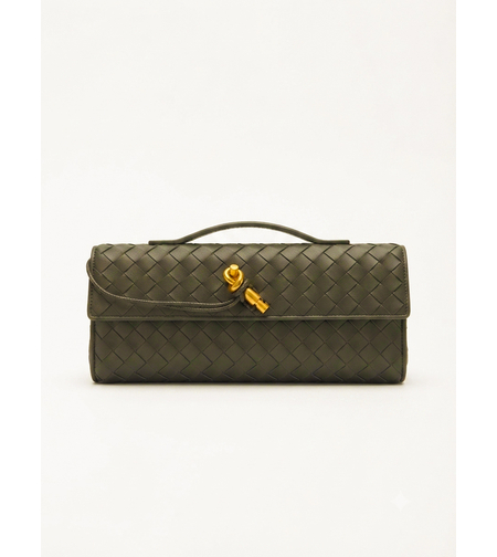 LEATHER CLUTCH IN OLIVE GREEN