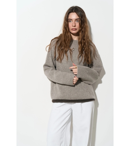 RELAXED KNIT SWEATER IN GREY