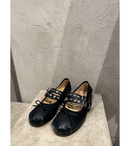 SWAN Shoes