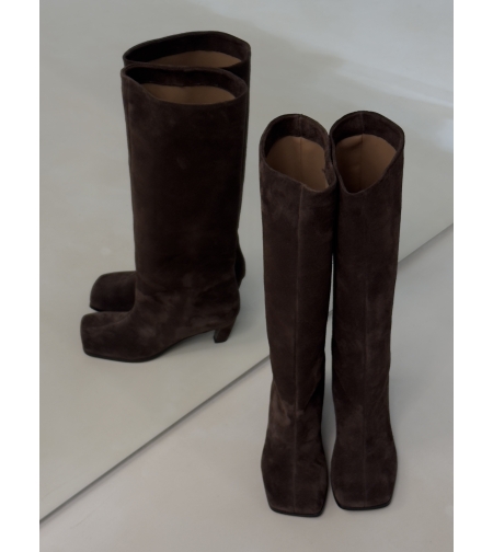 AMBER BOOTS