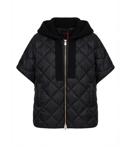 QUILTED HOODED VEST IN BLACK