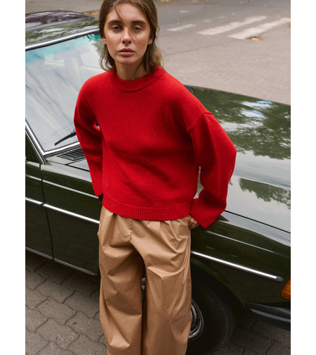 RED WOOL SWEATER