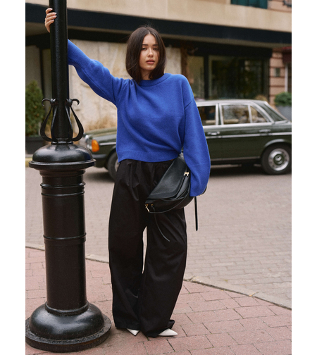BLUE WOOL SWEATER