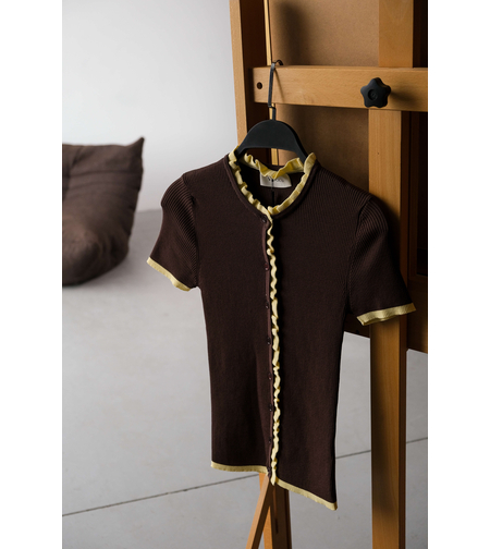 BROWN TOP WITH YELLOW DETAIL