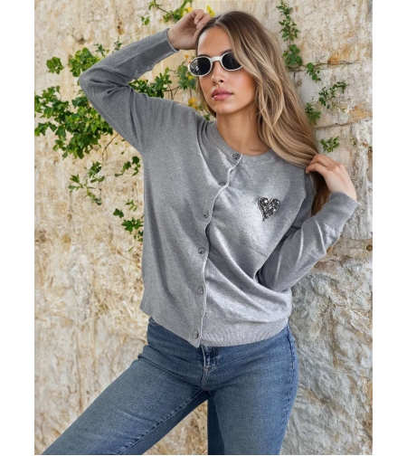 Дамска сива жилетка с апликация сърце