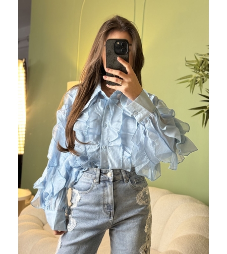 Дамска синя елегантна риза с ефирни волани