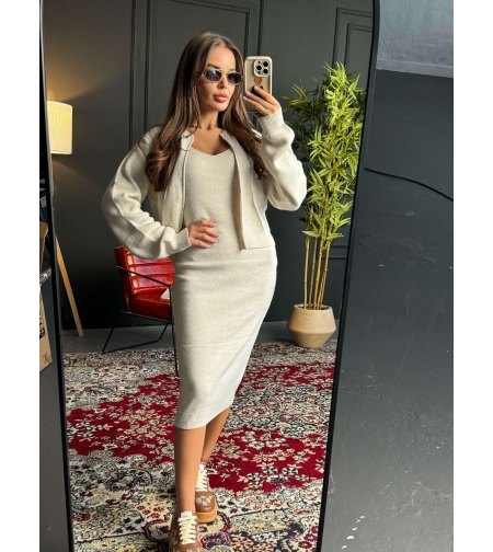 Дамски бял комплект – рокля и къса жилетка