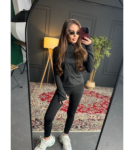 Спортен комплект с цип и клин-черно