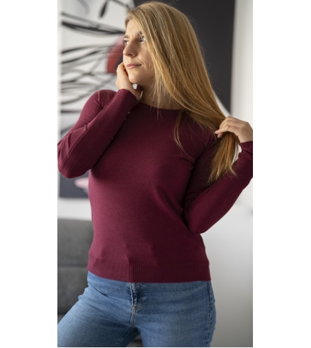 Пуловер с акцент копчета на ръкавите- бордо