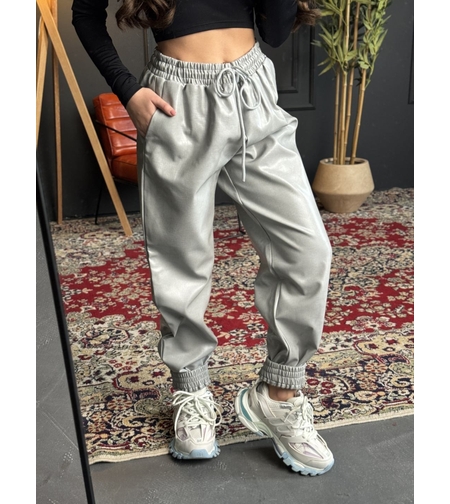 Кожен панталон тип джогър-сиво