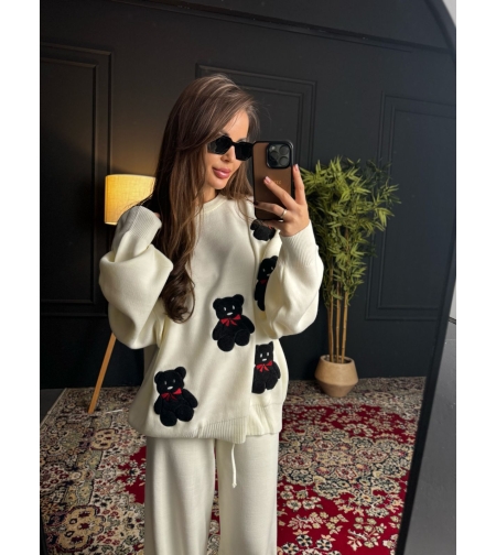 Комплект с апликации мече в бяло