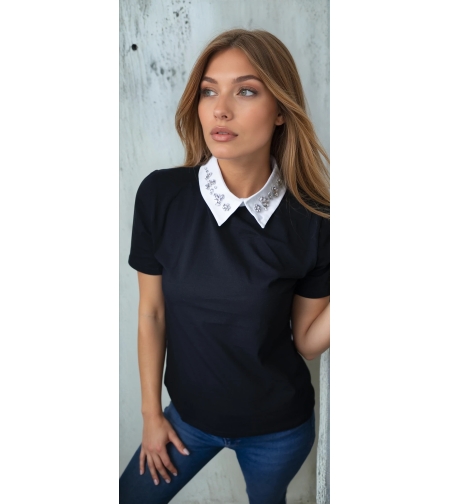 Дамска тениска с бродирана яка и кристали-Черна