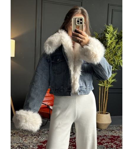 Дамско дънково яке с пухени детайли