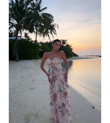 Дамска дълга рокля с волани и бюстие