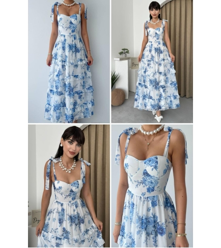 Елегантна дълга рокля с флорален десен в синьо и бяло